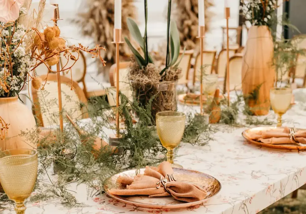 Ile kosztuje catering na imprezę? Sprawdź ceny i ukryte koszty