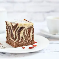 Przepis na ciasto zebra w dużej blaszce – idealne na każdą okazję