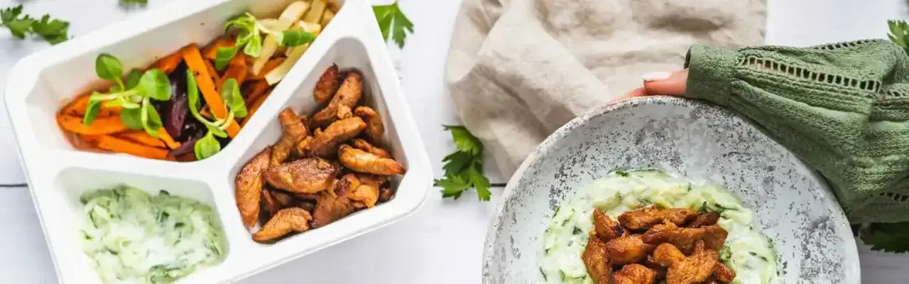Zdjęcie Ile kosztuje miesięczny catering? Sprawdź ceny i ukryte koszty